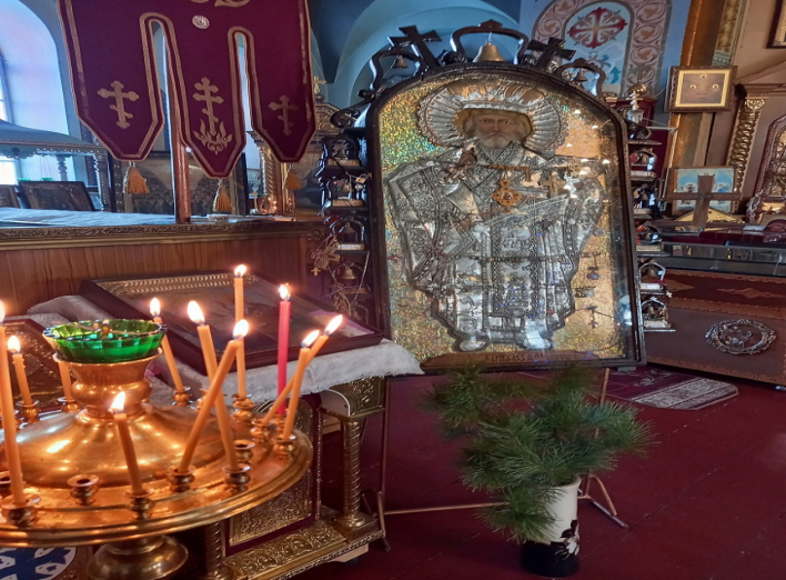 У місті Чорнобиль в Свято-Іллінському храмі повінчалася пара фото